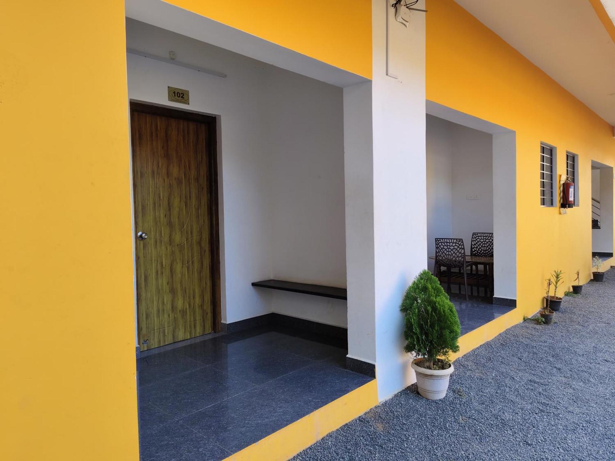 De' Capital Hotel Puducherry Exterior foto